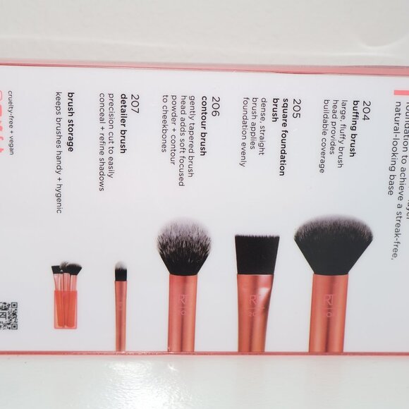 Real Techniques Flawless Base Brush Set (4 pcs + Case) – NEW - Picture 3 of 6